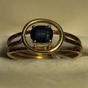 9K Gold Ring with gemstone